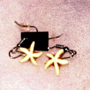 NWT starfish earrings !!!! NWT HYPOALLERGENIC stainless and sterling